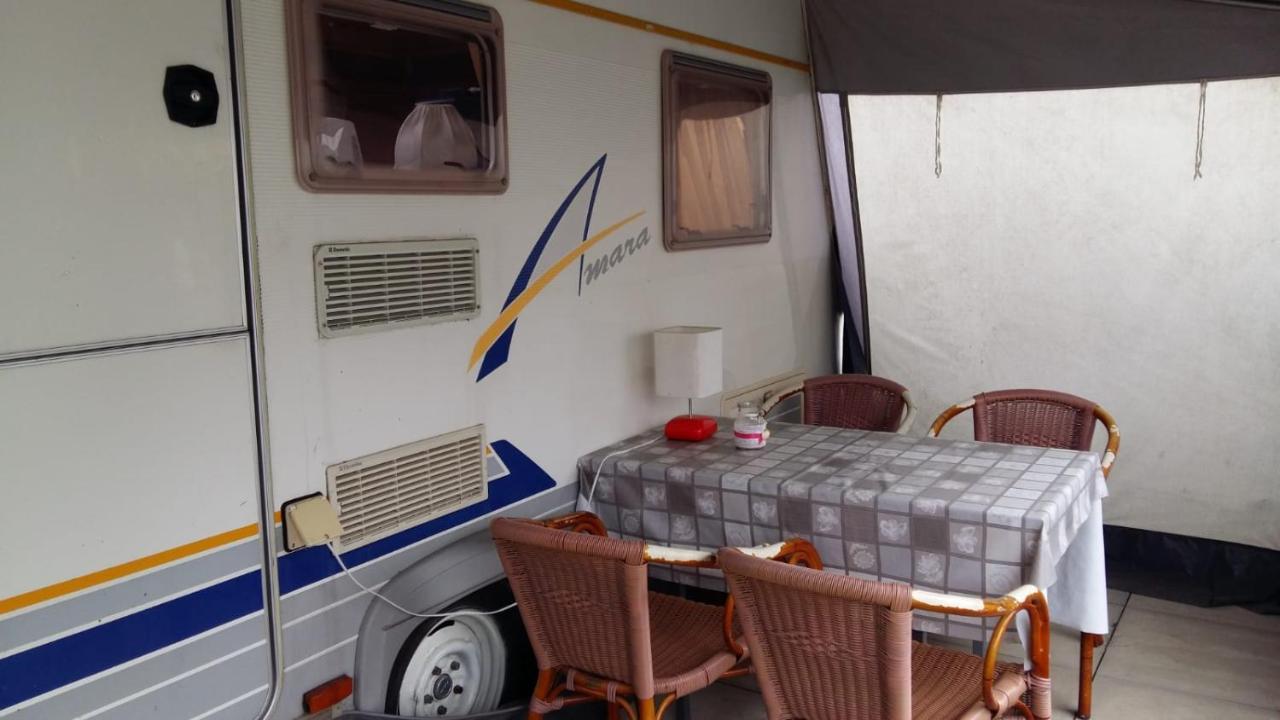 Caravans Magda Niechorze Bagian luar foto
